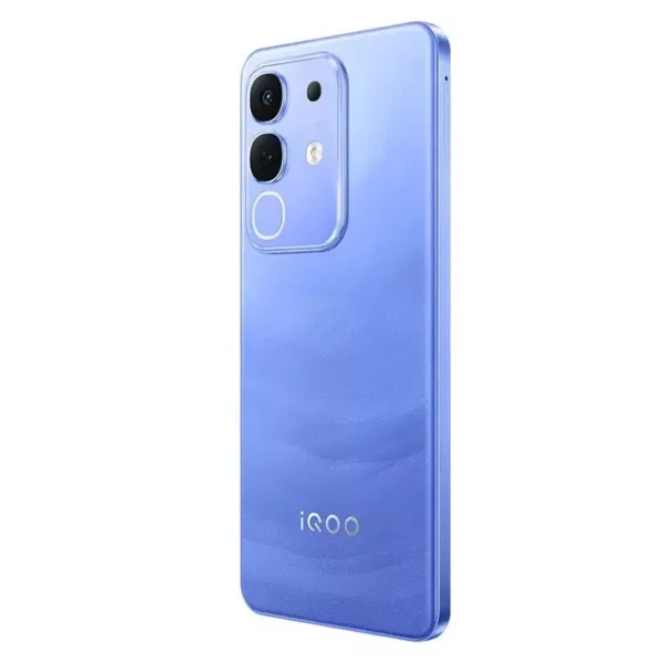 iQOO Z10X side display view